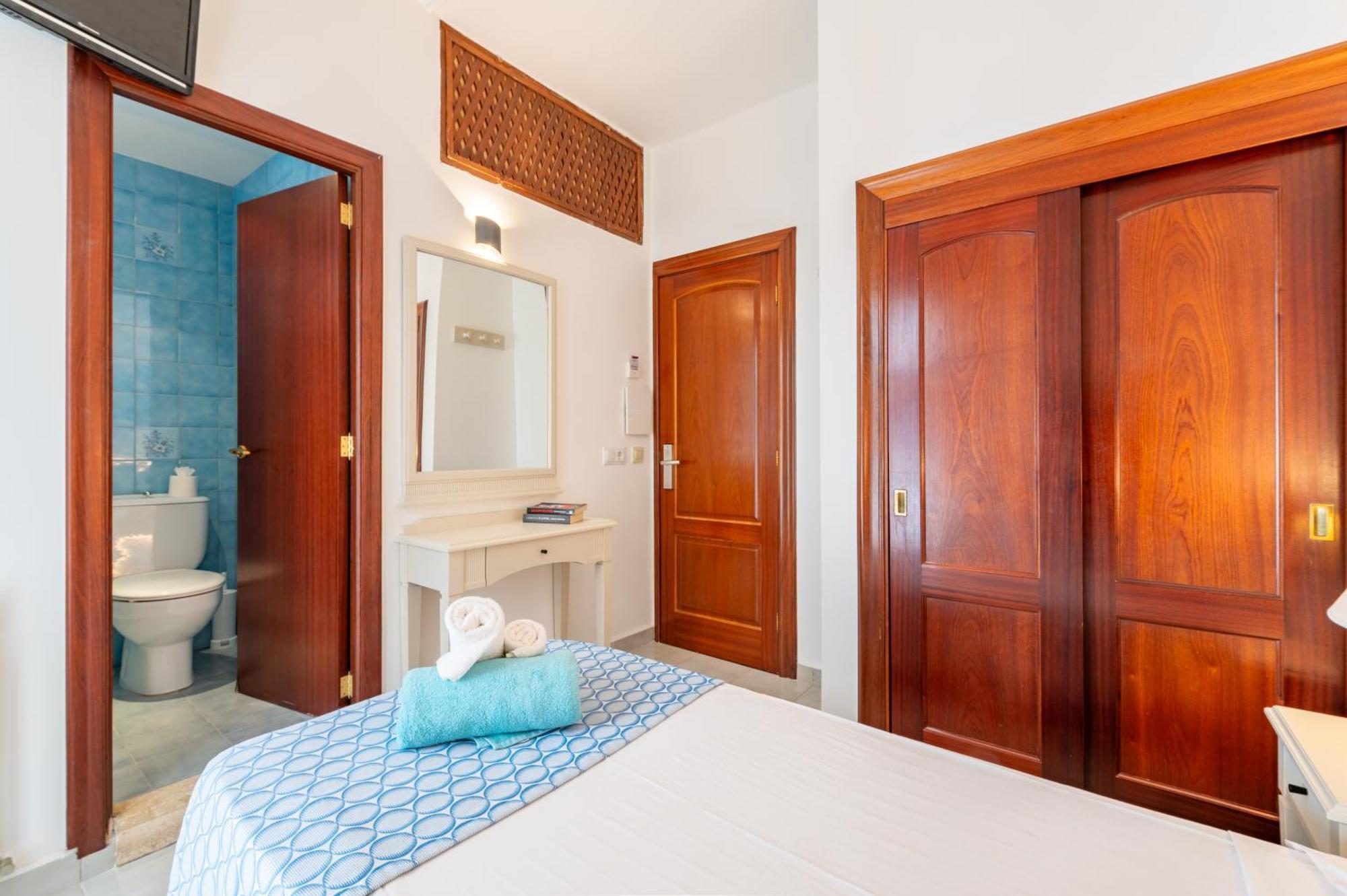 Hotel Martorell By Mhr Colonia de Sant Jordi Exterior foto