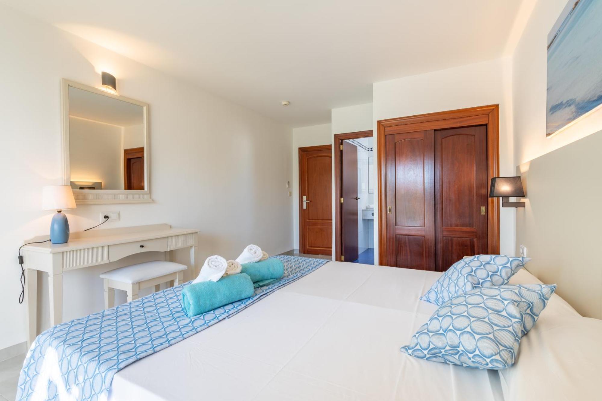 Hotel Martorell By Mhr Colonia de Sant Jordi Exterior foto