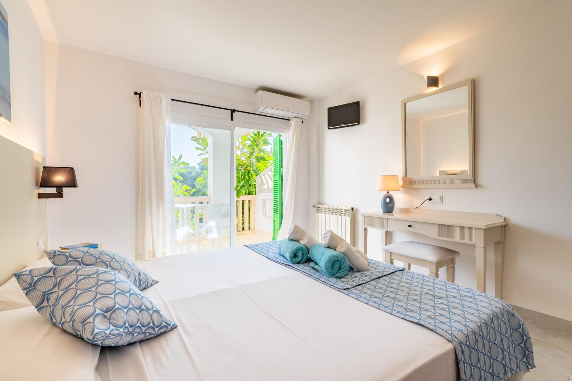 Hotel Martorell By Mhr Colonia de Sant Jordi Exterior foto